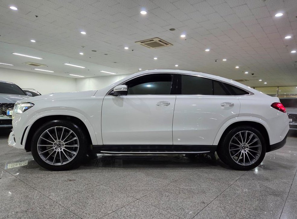 벤츠 GLE 클래스 GLE 400d 4MATIC 쿠페 사진 3