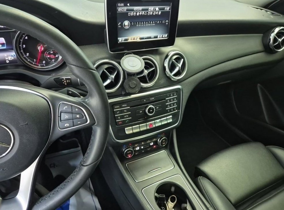 벤츠 GLA 클래스 GLA220 사진 10