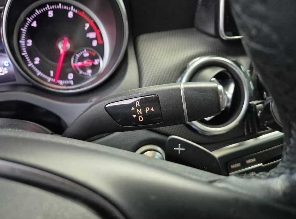 벤츠 GLA 클래스 GLA220 사진 8