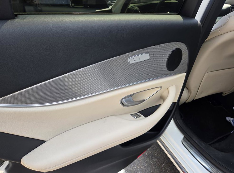 벤츠 E 클래스 E300 아방가르드 사진 12