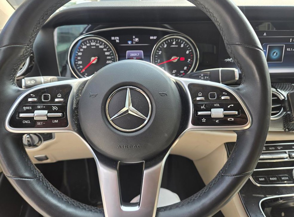 벤츠 E 클래스 E300 아방가르드 사진 6