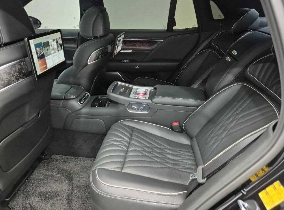 제네시스 G90 3.5T GDI AWD 사진 12