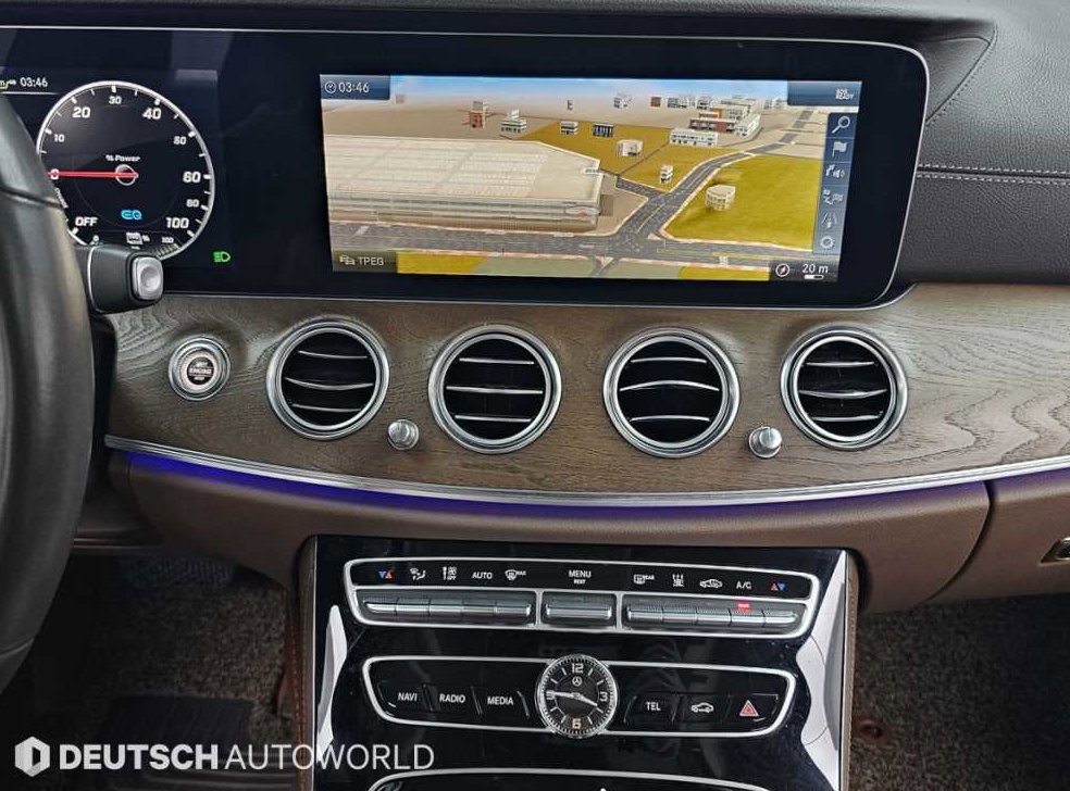 벤츠 E 클래스 E300e 익스클루시브 사진 14