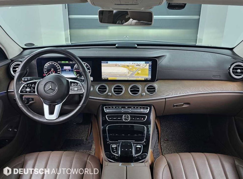 벤츠 E 클래스 E300e 익스클루시브 사진 7