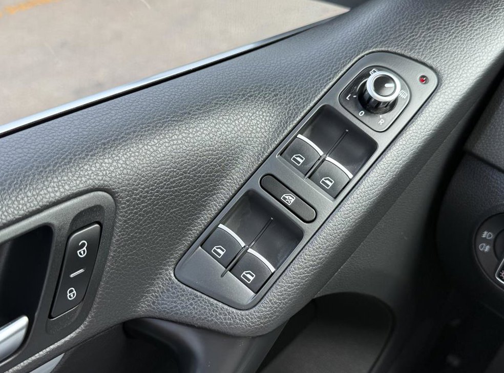 폭스바겐 티구안 2.0 TDI 컴포트 사진 13