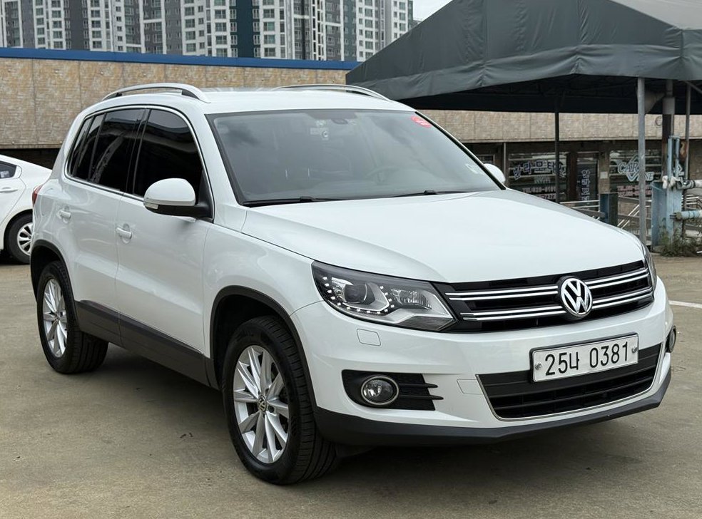 폭스바겐 티구안 2.0 TDI 컴포트 사진 2