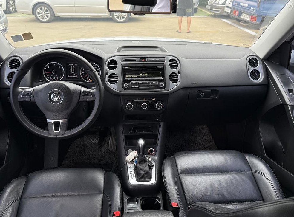 폭스바겐 티구안 2.0 TDI 컴포트 사진 7