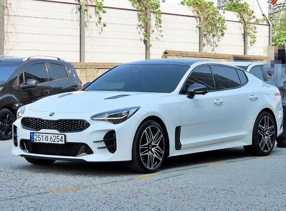 기아 스팅어 AWD 3.3 GT 마스터즈 터보 패키지 사진 2