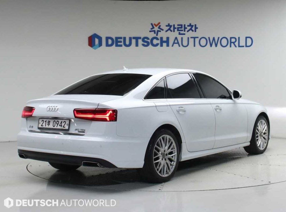 아우디 A6 40 TDI 콰트로 사진 2