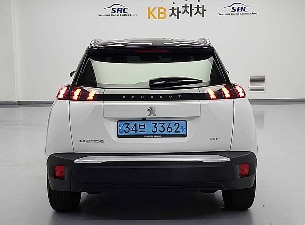 푸조 2008 GT Line 사진 3
