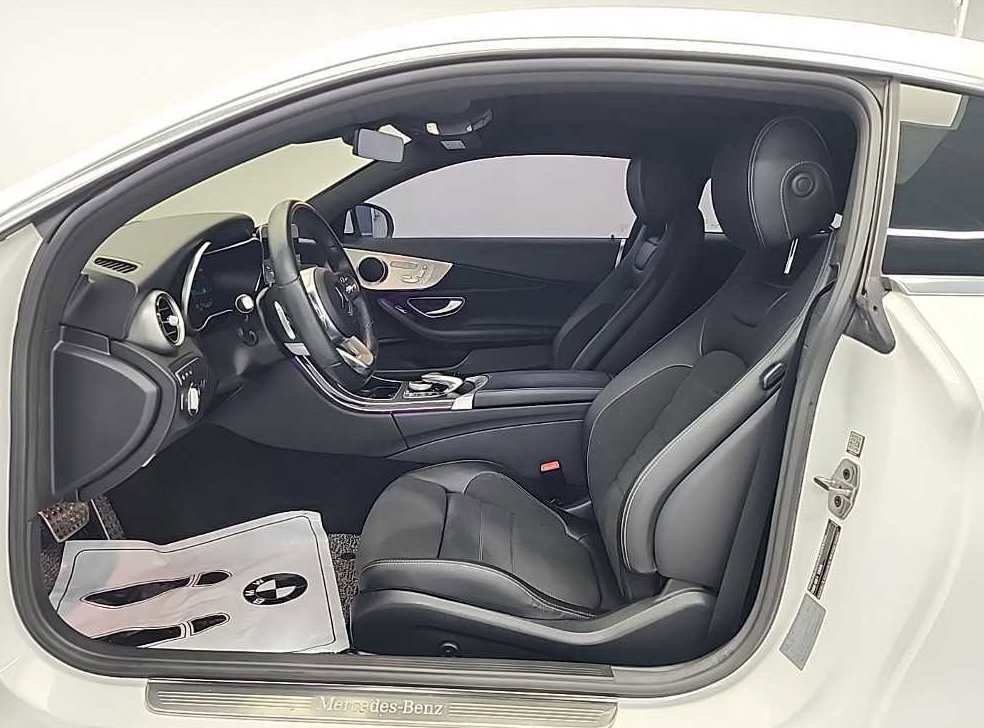 벤츠 C 클래스 C200 쿠페 사진 11