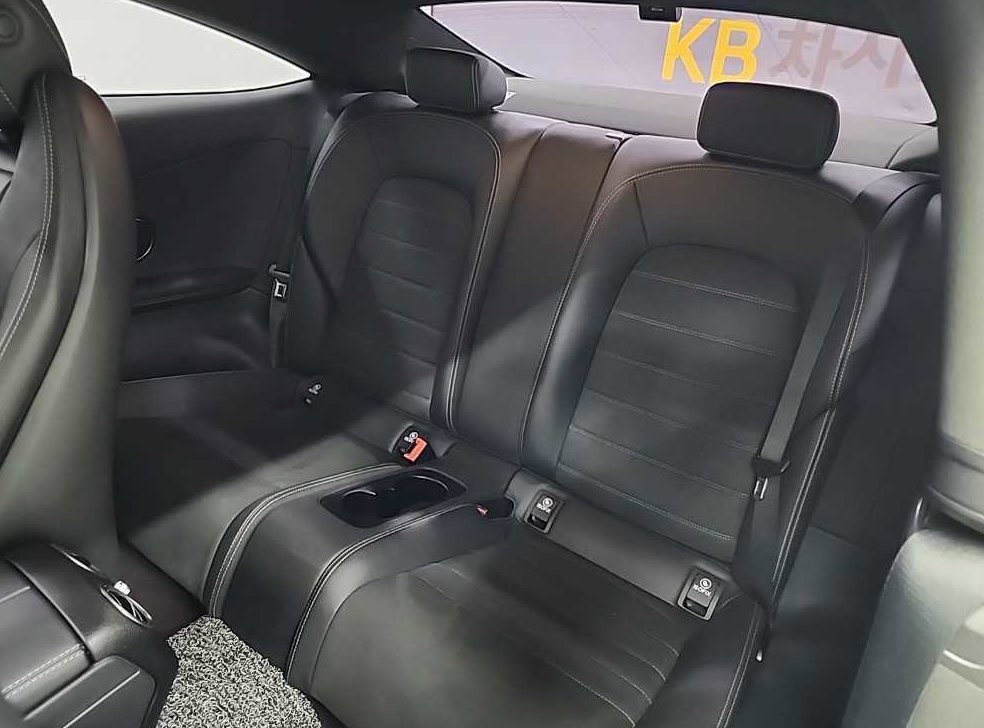 벤츠 C 클래스 C200 쿠페 사진 12