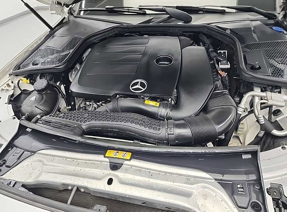 벤츠 C 클래스 C200 쿠페 사진 5