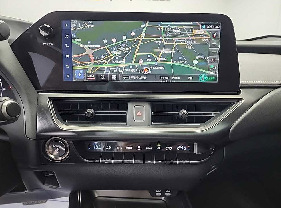렉서스 UX 2.0 사진 10