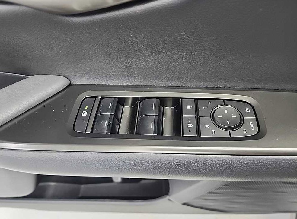 렉서스 UX 2.0 사진 17