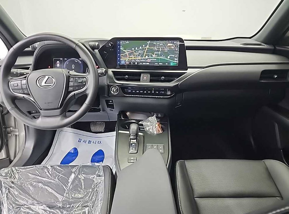 렉서스 UX 2.0 사진 7
