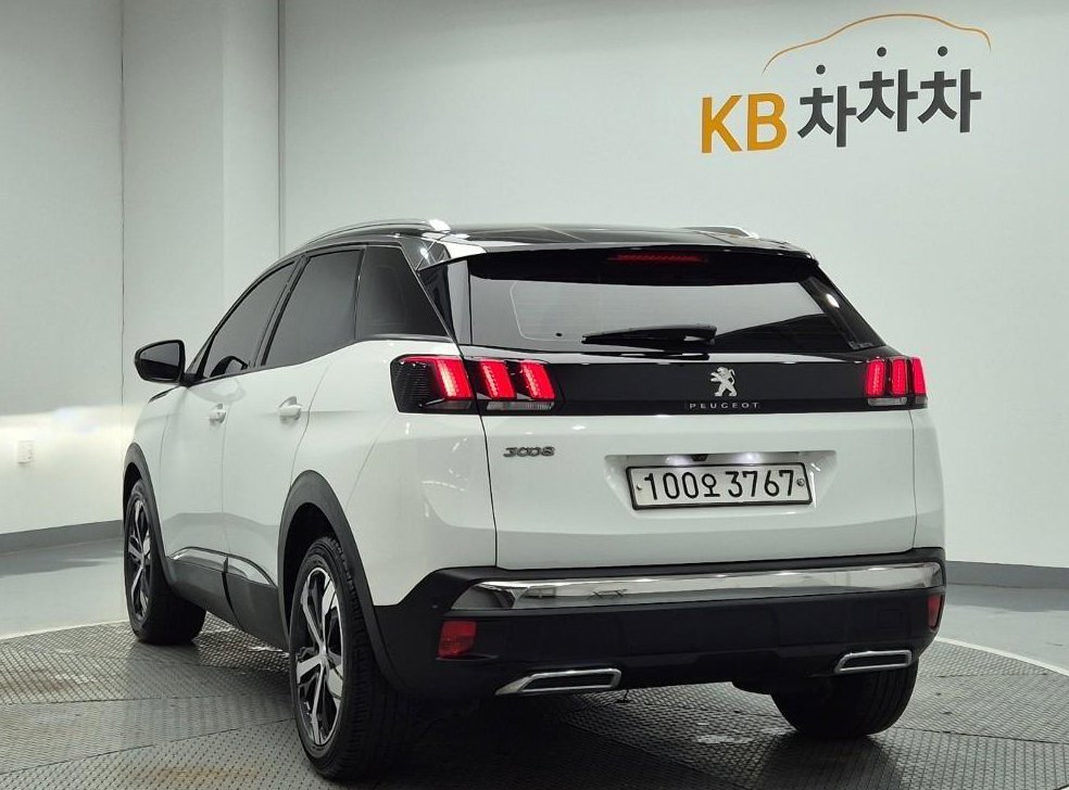 푸조 3008 1.5 BlueHDi 알뤼르 사진 4