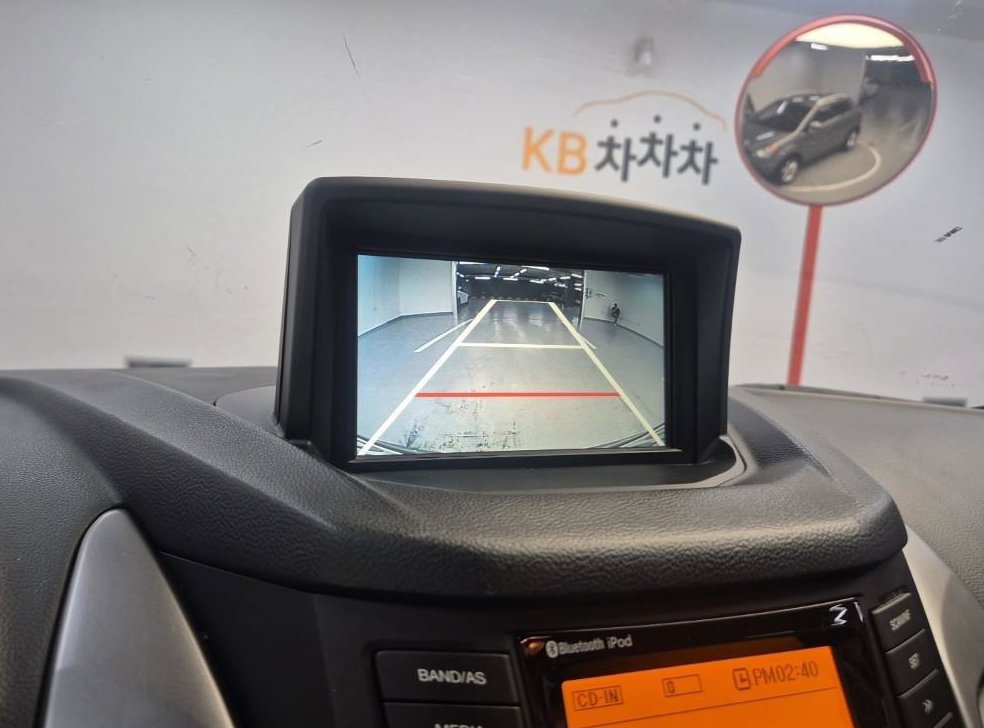 KG모빌리티(쌍용)  코란도 2WD 2.0 CVT 사진 14