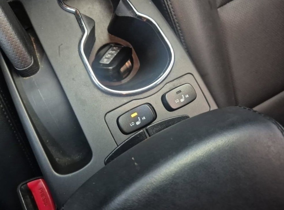 KG모빌리티(쌍용)  코란도 2WD 2.0 CVT 사진 16
