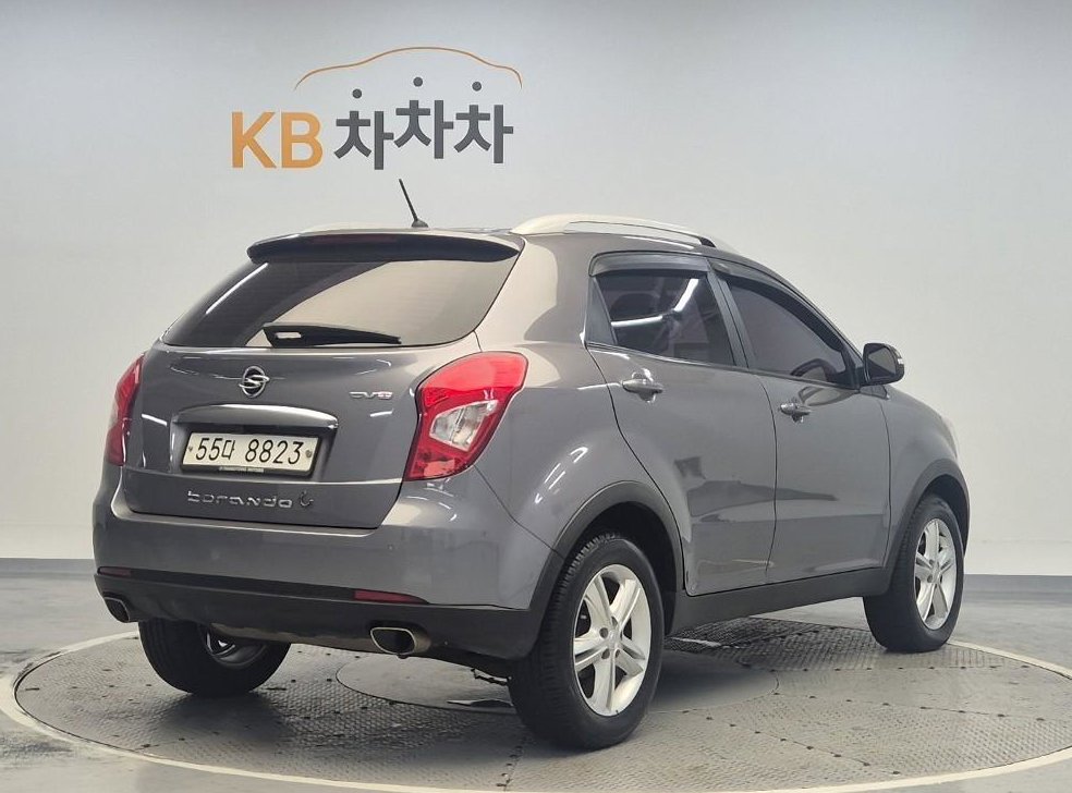 KG모빌리티(쌍용)  코란도 2WD 2.0 CVT 사진 3