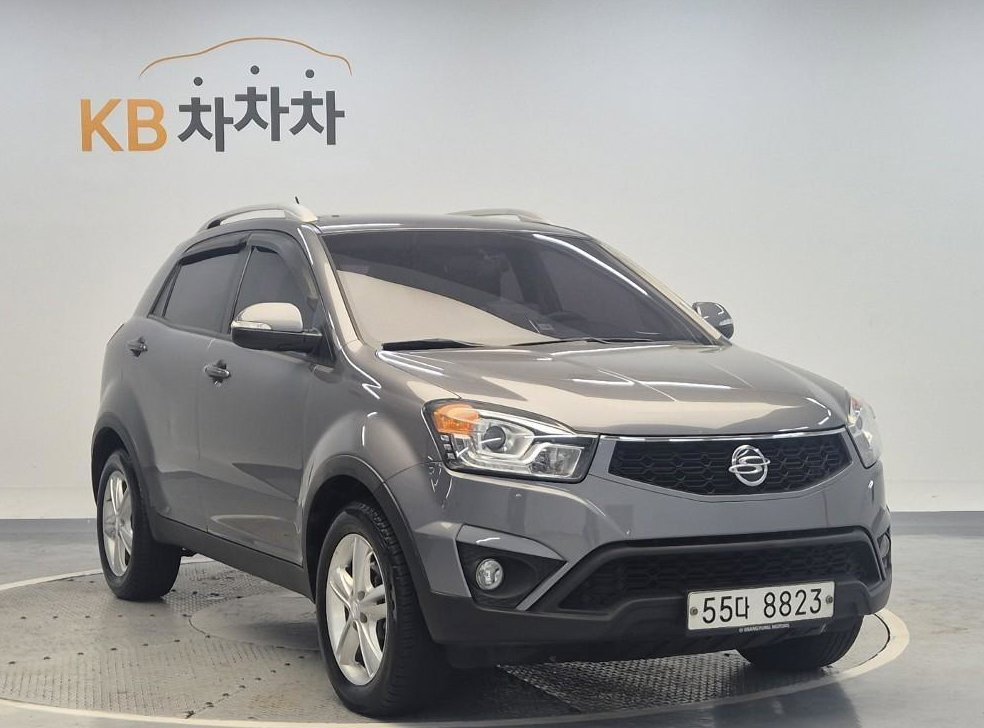 KG모빌리티(쌍용)  코란도 2WD 2.0 CVT 사진 4