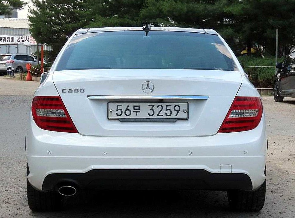 벤츠 C 클래스 C200 CGI 아방가르드 스타일패키지 사진 4