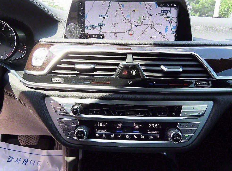 BMW 7시리즈 730Ld xDrive 사진 14