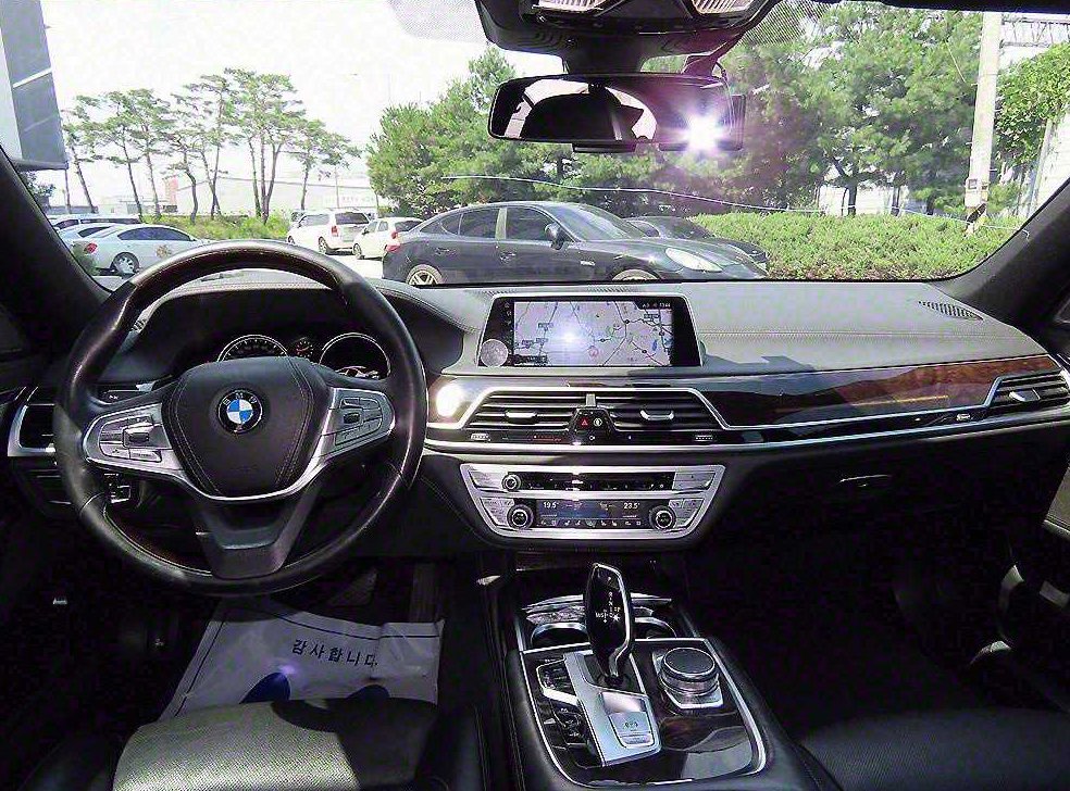 BMW 7시리즈 730Ld xDrive 사진 7