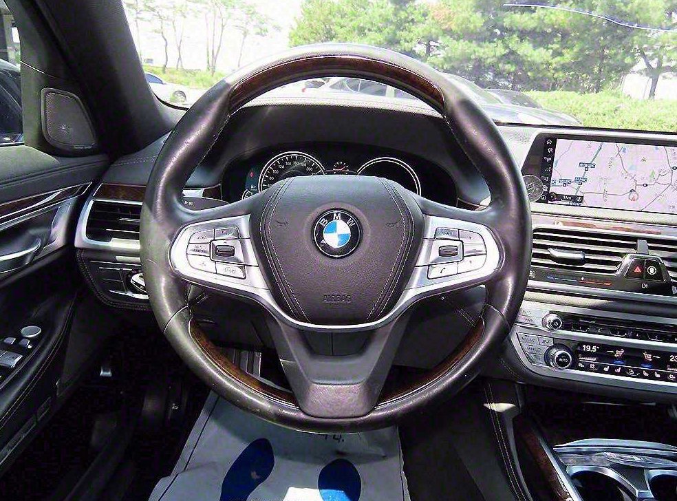 BMW 7시리즈 730Ld xDrive 사진 8