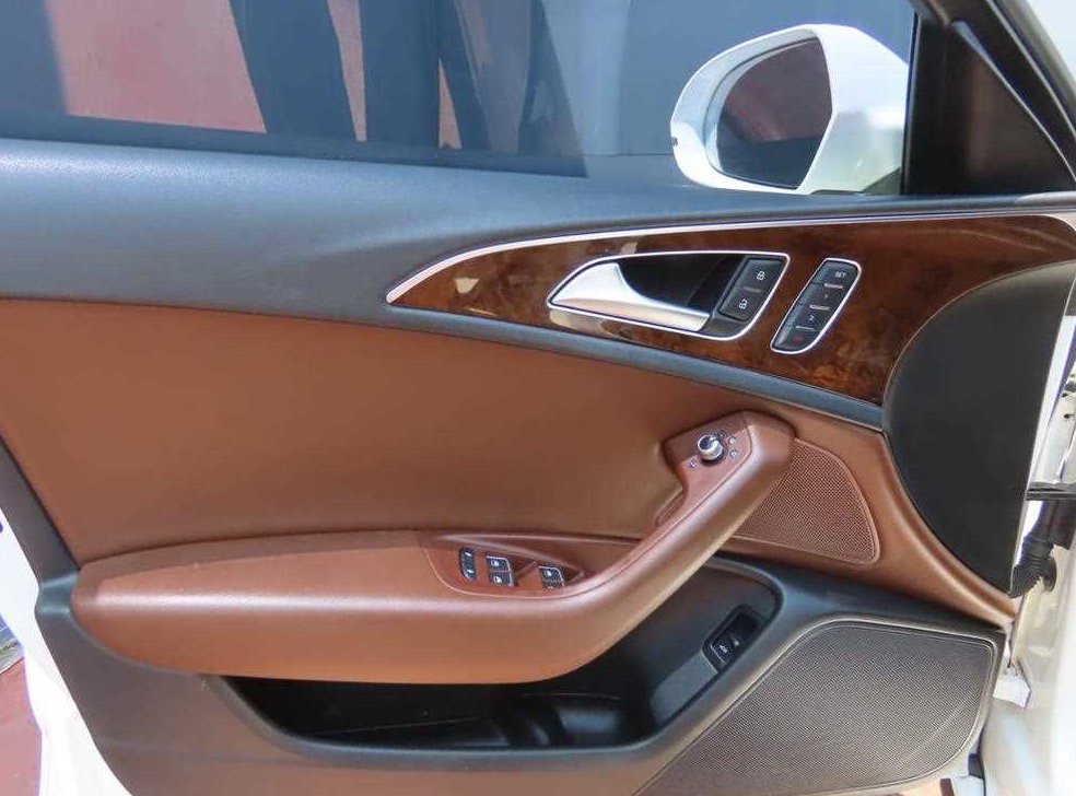 아우디 A6 2.0 TFSI 콰트로 사진 12