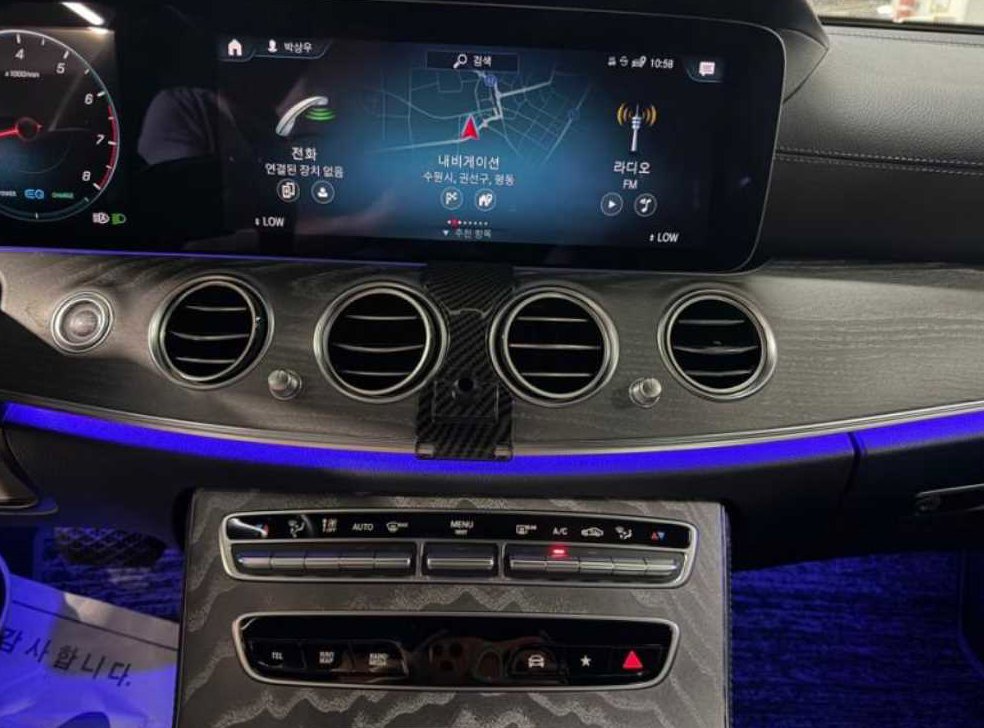 벤츠 E 클래스 E350 4MATIC 아방가르드 사진 10