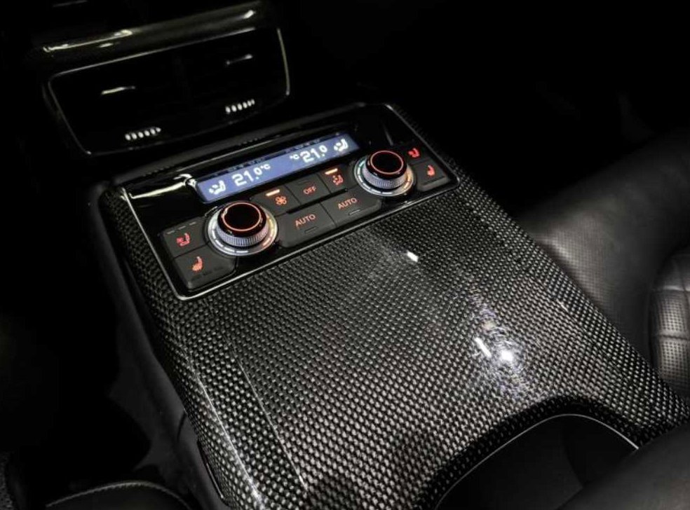 아우디 S8 4.0 TFSI 콰트로 사진 11