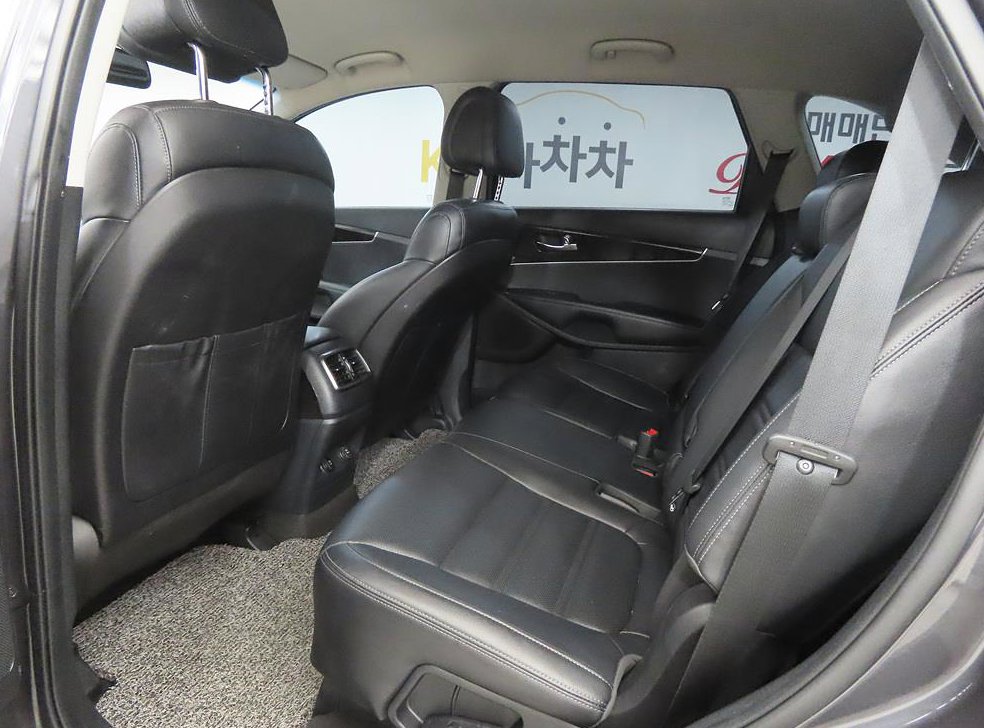 기아 쏘렌토 디젤 2WD 2.0 프레스티지 사진 6