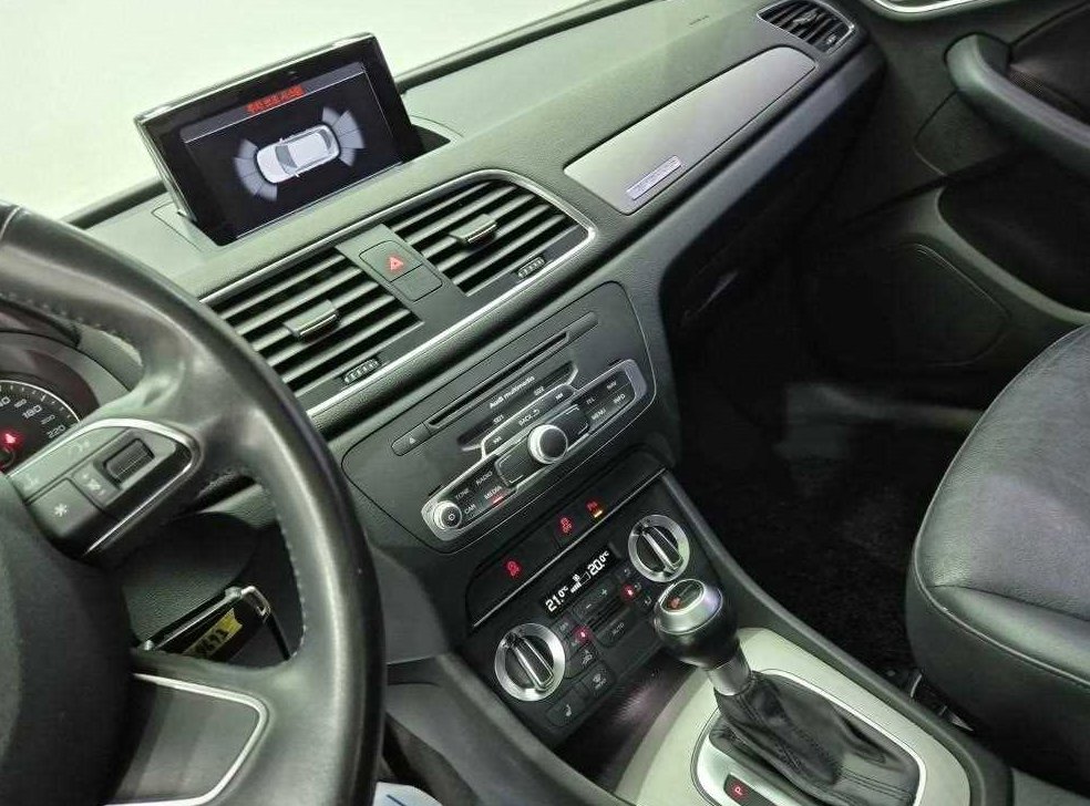 아우디 Q3 2.0 TDI 콰트로 사진 10