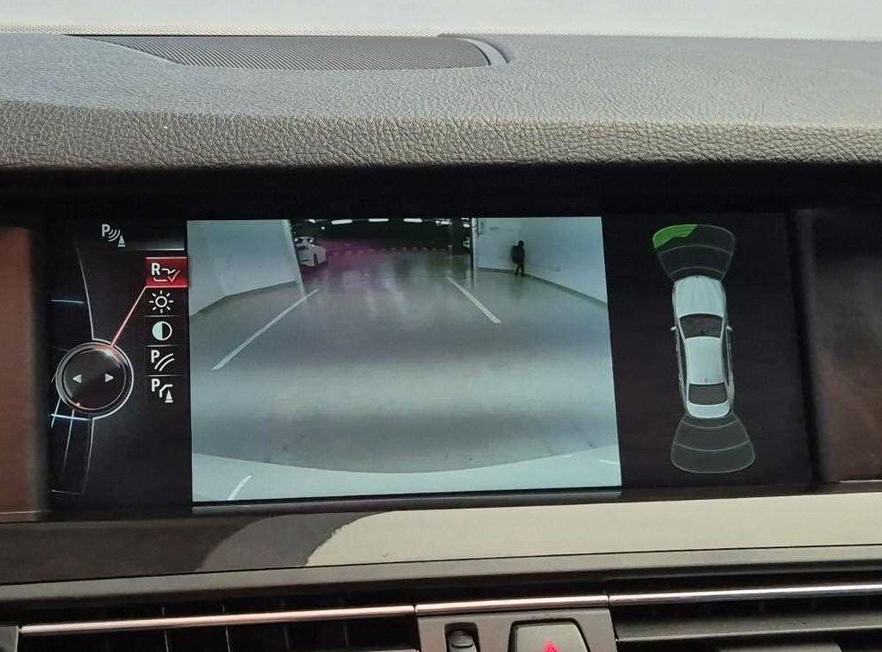 BMW 5시리즈 520d 사진 15