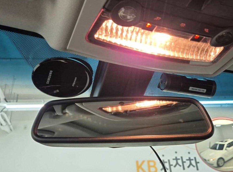 BMW 5시리즈 520d 사진 18