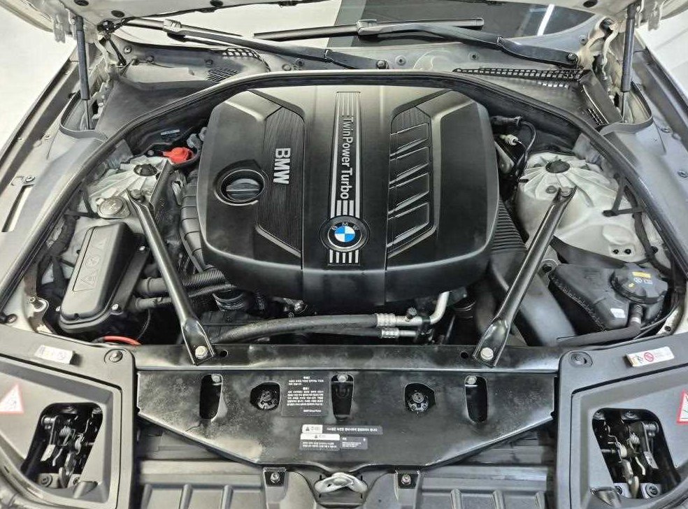 BMW 5시리즈 520d 사진 5