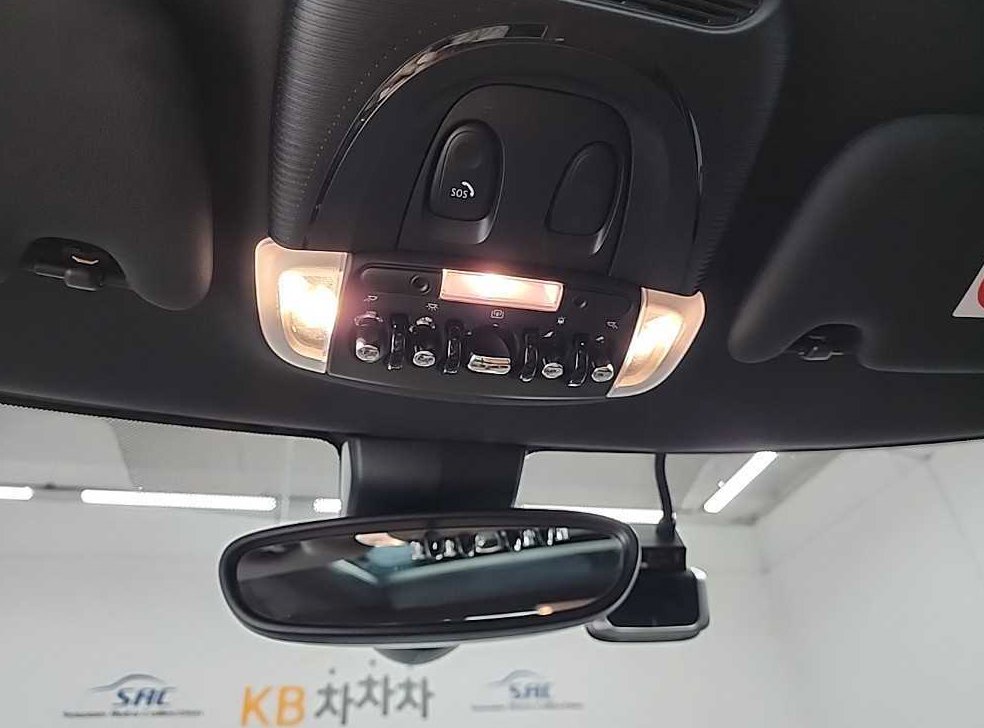 미니 쿠퍼 5도어 클래식 플러스 런치팩 사진 16