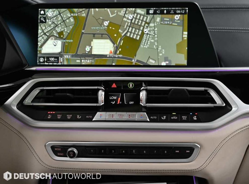 BMW X7 M50i 사진 14