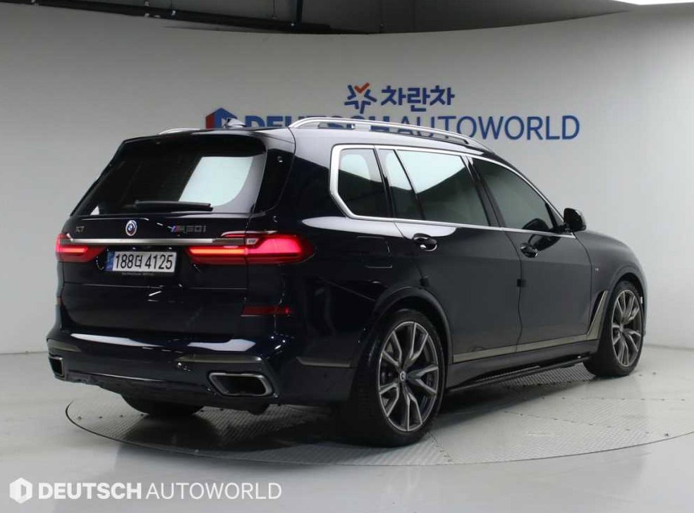 BMW X7 M50i 사진 2