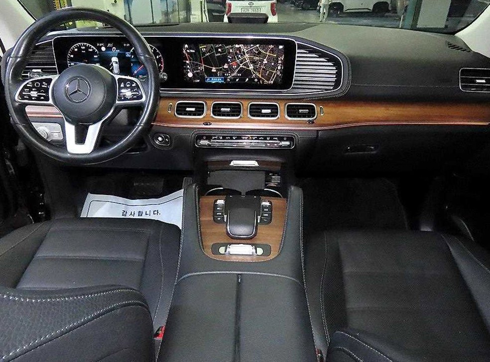 벤츠 GLE 클래스 GLE 450 4MATIC 사진 10