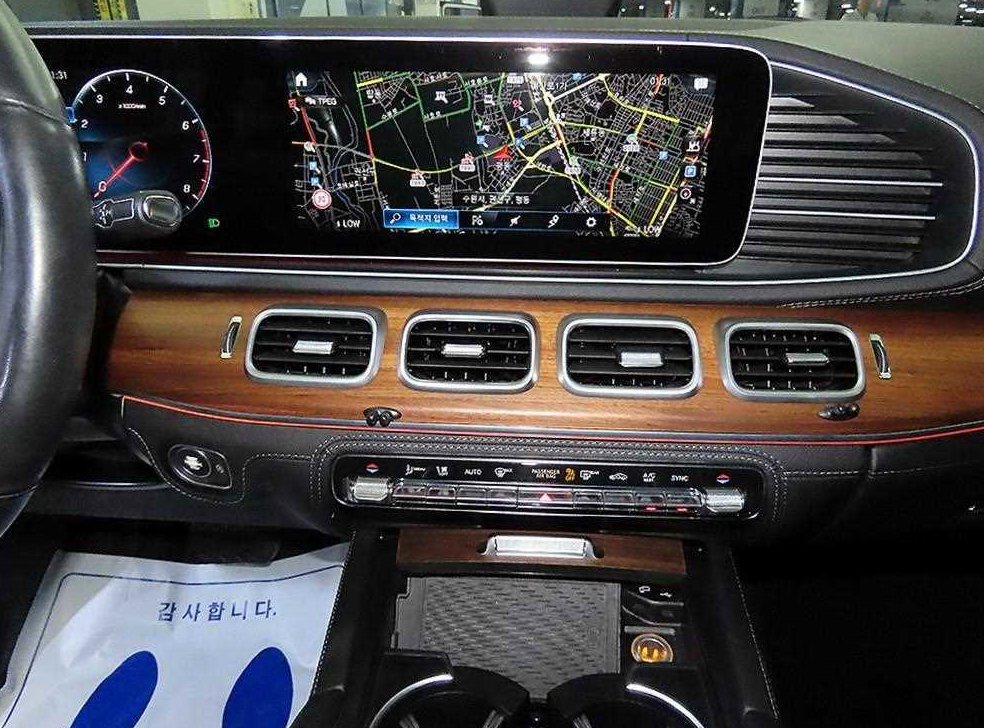 벤츠 GLE 클래스 GLE 450 4MATIC 사진 11