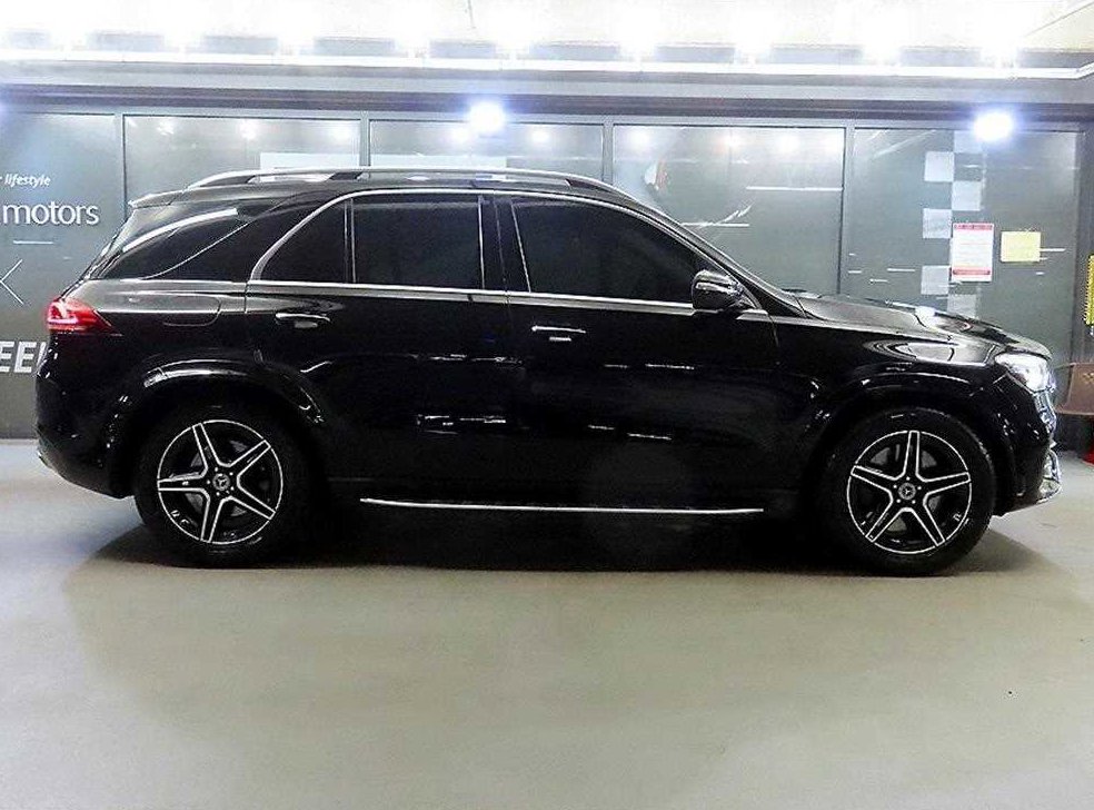 벤츠 GLE 클래스 GLE 450 4MATIC 사진 3