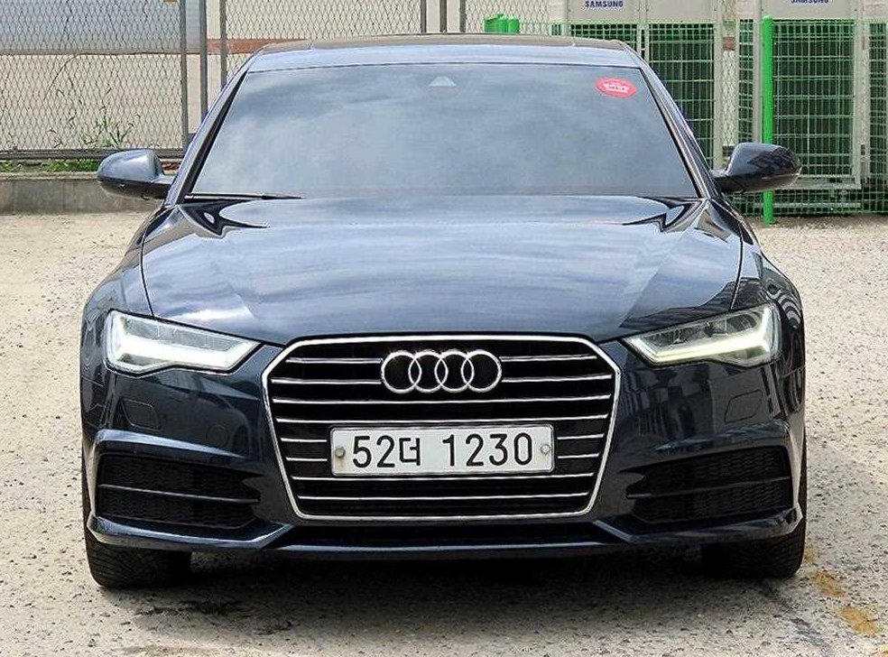 아우디 A6 40 TFSI