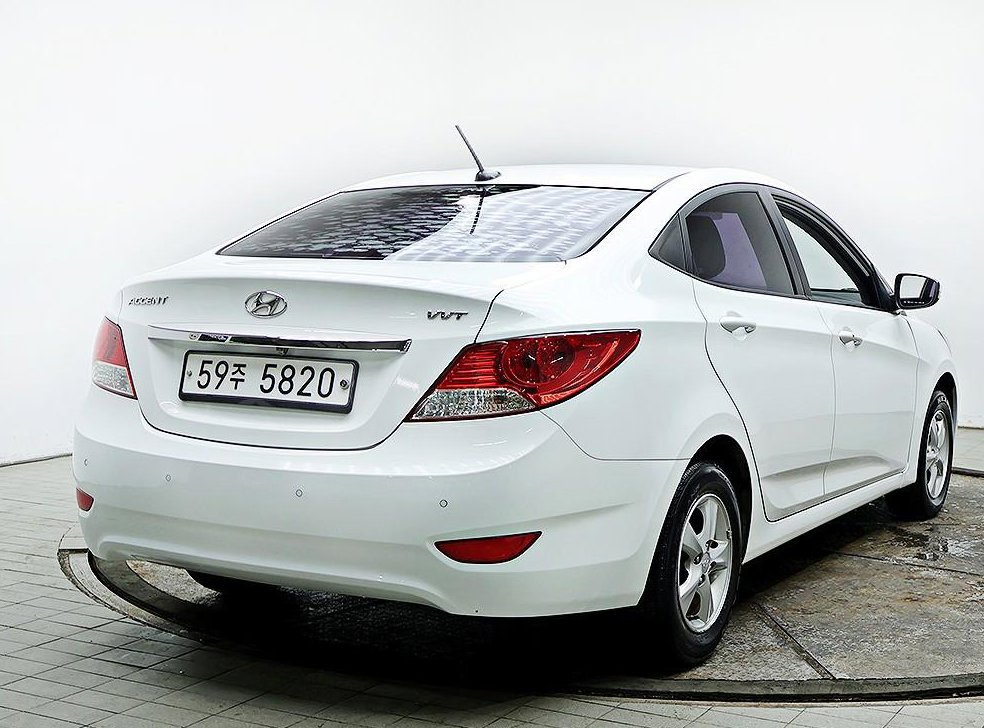 현대 엑센트 1.4VVT 모던 사진 4