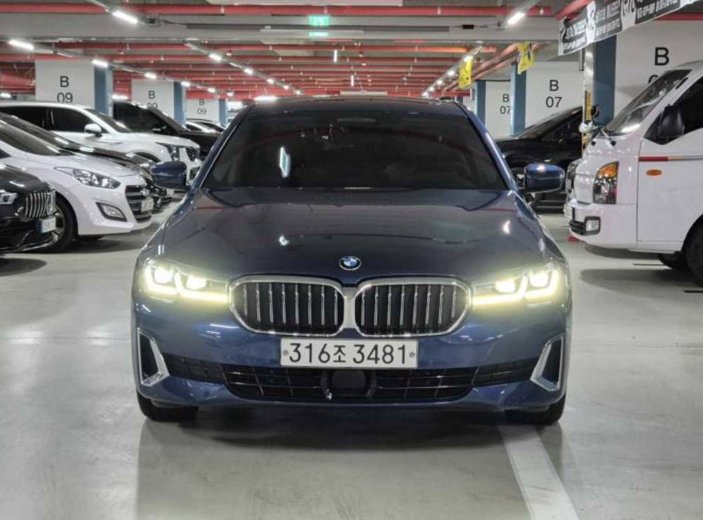 BMW 5시리즈 520i M 스포츠