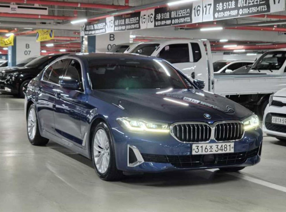 BMW 5시리즈 520i M 스포츠 사진 2