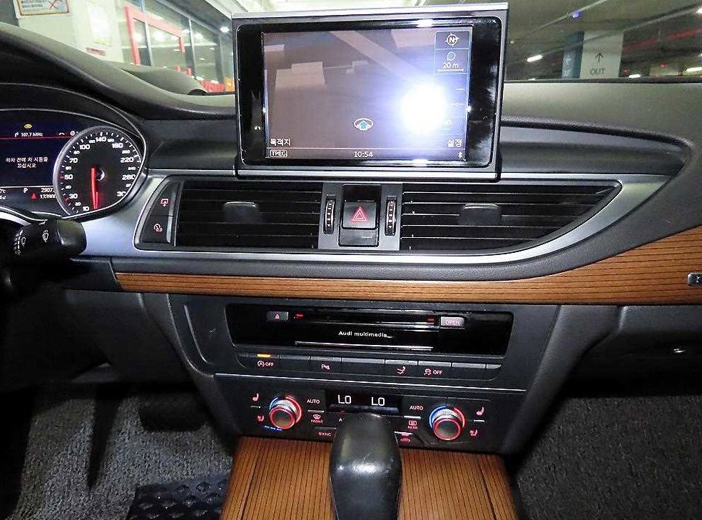 아우디 A7 50 TDI 콰트로 사진 11