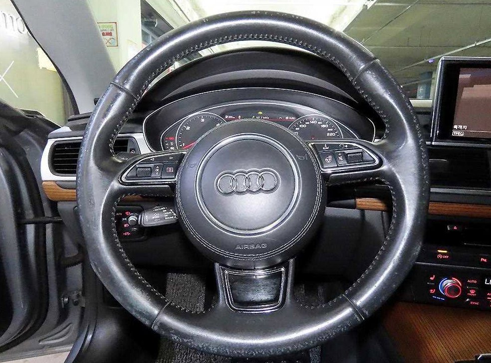 아우디 A7 50 TDI 콰트로 사진 8