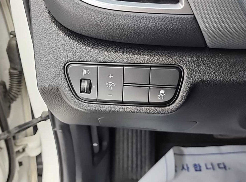 기아 셀토스 가솔린 1.6 터보 2WD 사진 16
